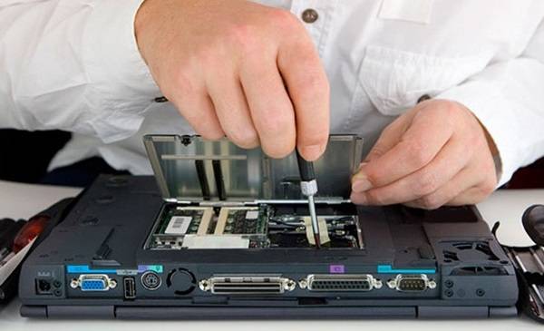 can luu y dieu gi khi tim dia chi sua chua laptop quan 2