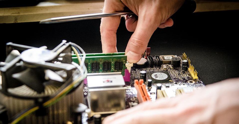 Sửa Máy Tính Tận Nhà QUẬN 2 GIÁ RẺ